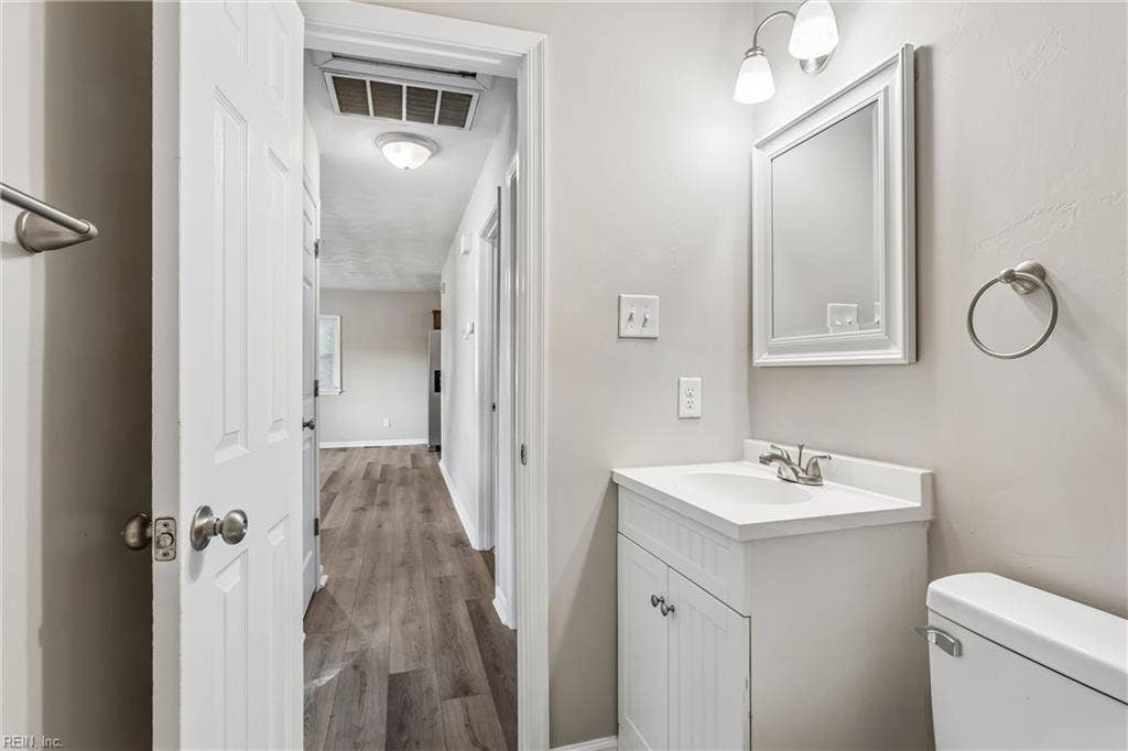2903 Victoria Boulevard, Hampton, VA 23661 2903 Victoria Boulevard, Hampton, VA 23661