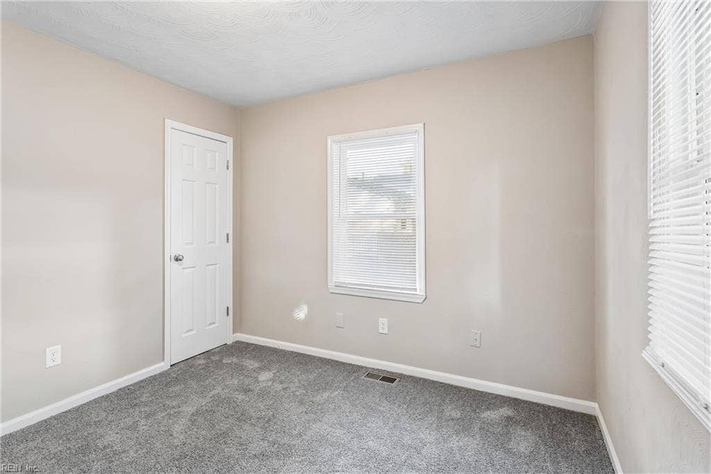 2903 Victoria Boulevard, Hampton, VA 23661 2903 Victoria Boulevard, Hampton, VA 23661