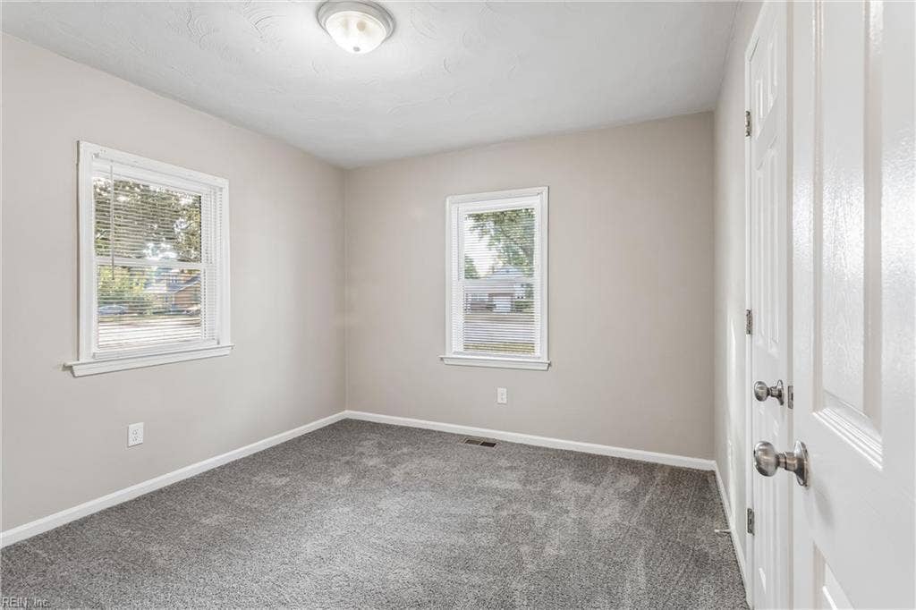 2903 Victoria Boulevard, Hampton, VA 23661 2903 Victoria Boulevard, Hampton, VA 23661