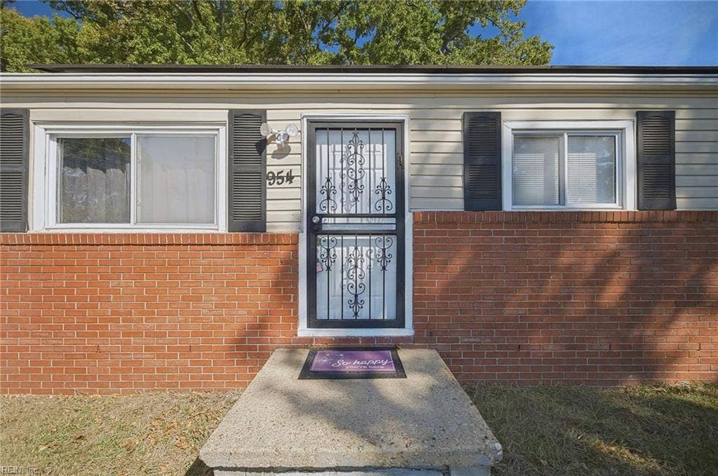 954 Dovercourt Road, Norfolk, VA 23518 954 Dovercourt Road, Norfolk, VA 23518