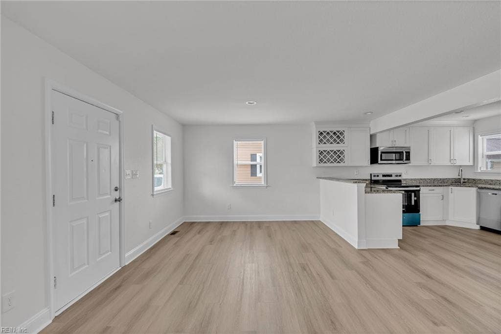 1807 Broadfield Road, Norfolk, VA 23503 1807 Broadfield Road, Norfolk, VA 23503