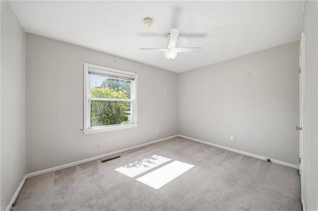 4 Bramston Drive, Hampton, VA 23666 4 Bramston Drive, Hampton, VA 23666
