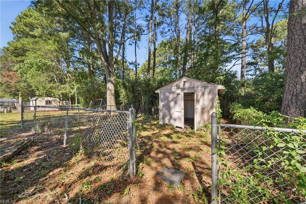 4 Bramston Drive, Hampton, VA 23666 4 Bramston Drive, Hampton, VA 23666