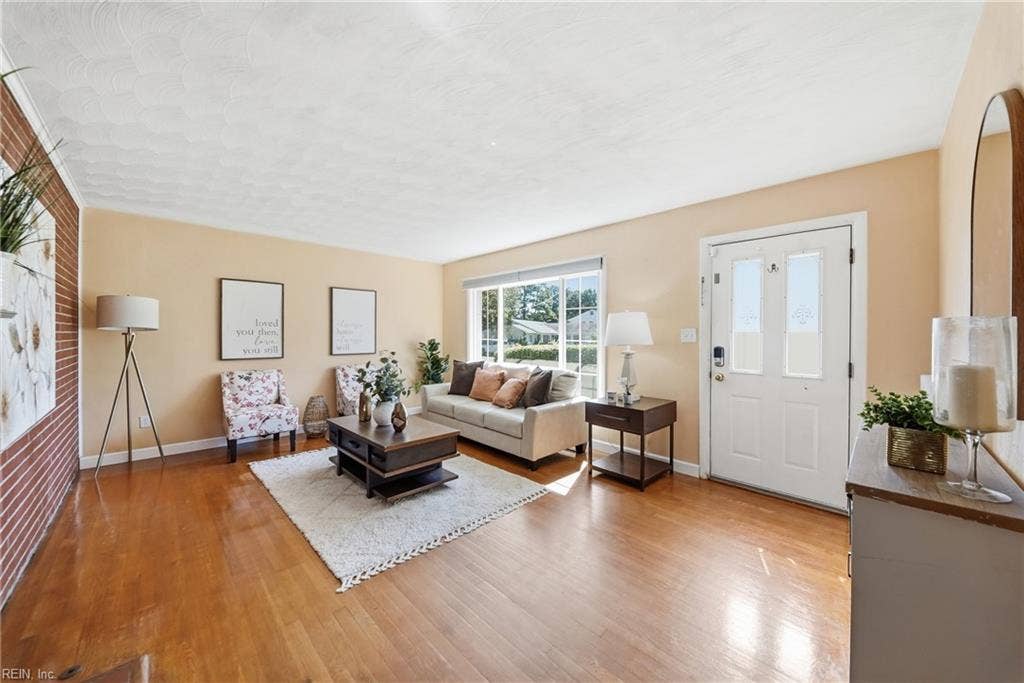 4 Bramston Drive, Hampton, VA 23666 4 Bramston Drive, Hampton, VA 23666