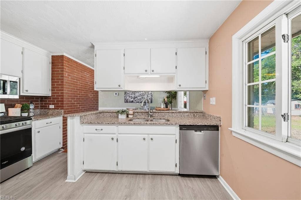 4 Bramston Drive, Hampton, VA 23666 4 Bramston Drive, Hampton, VA 23666