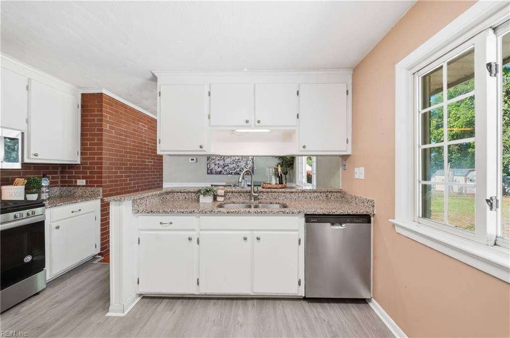 4 Bramston Drive, Hampton, VA 23666 4 Bramston Drive, Hampton, VA 23666