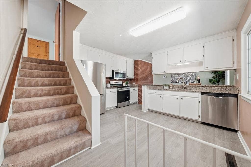 4 Bramston Drive, Hampton, VA 23666 4 Bramston Drive, Hampton, VA 23666