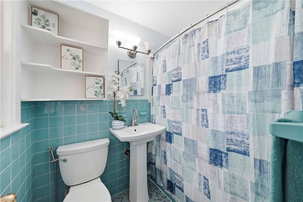 4 Bramston Drive, Hampton, VA 23666 4 Bramston Drive, Hampton, VA 23666