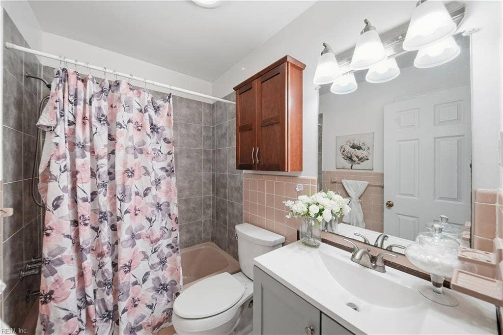 4 Bramston Drive, Hampton, VA 23666 4 Bramston Drive, Hampton, VA 23666