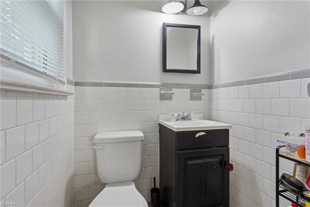 201 Shannon Drive, Newport News, VA 23608 201 Shannon Drive, Newport News, VA 23608