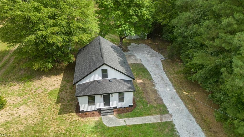 9509 Line Fence Road, Hayes, VA 23072 9509 Line Fence Road, Hayes, VA 23072