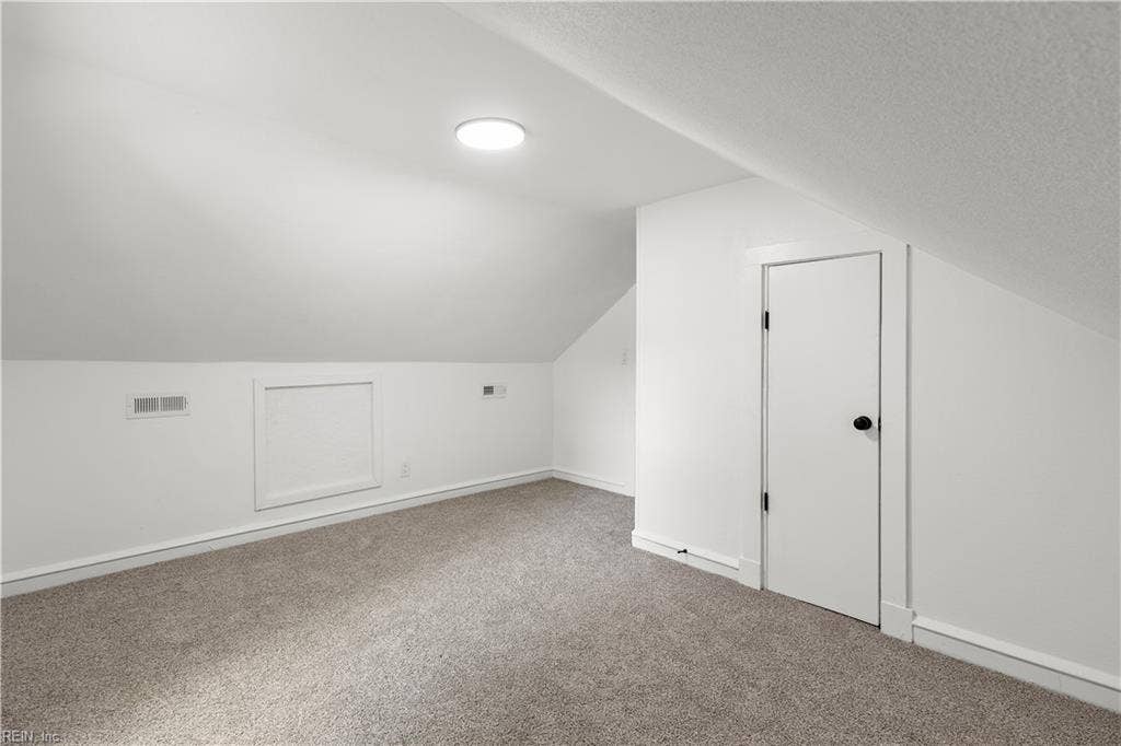 9509 Line Fence Road, Hayes, VA 23072 9509 Line Fence Road, Hayes, VA 23072