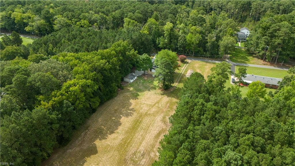 9509 Line Fence Road, Hayes, VA 23072 9509 Line Fence Road, Hayes, VA 23072