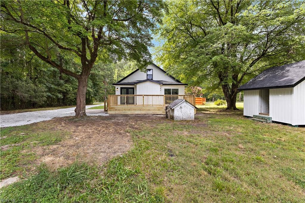 9509 Line Fence Road, Hayes, VA 23072 9509 Line Fence Road, Hayes, VA 23072