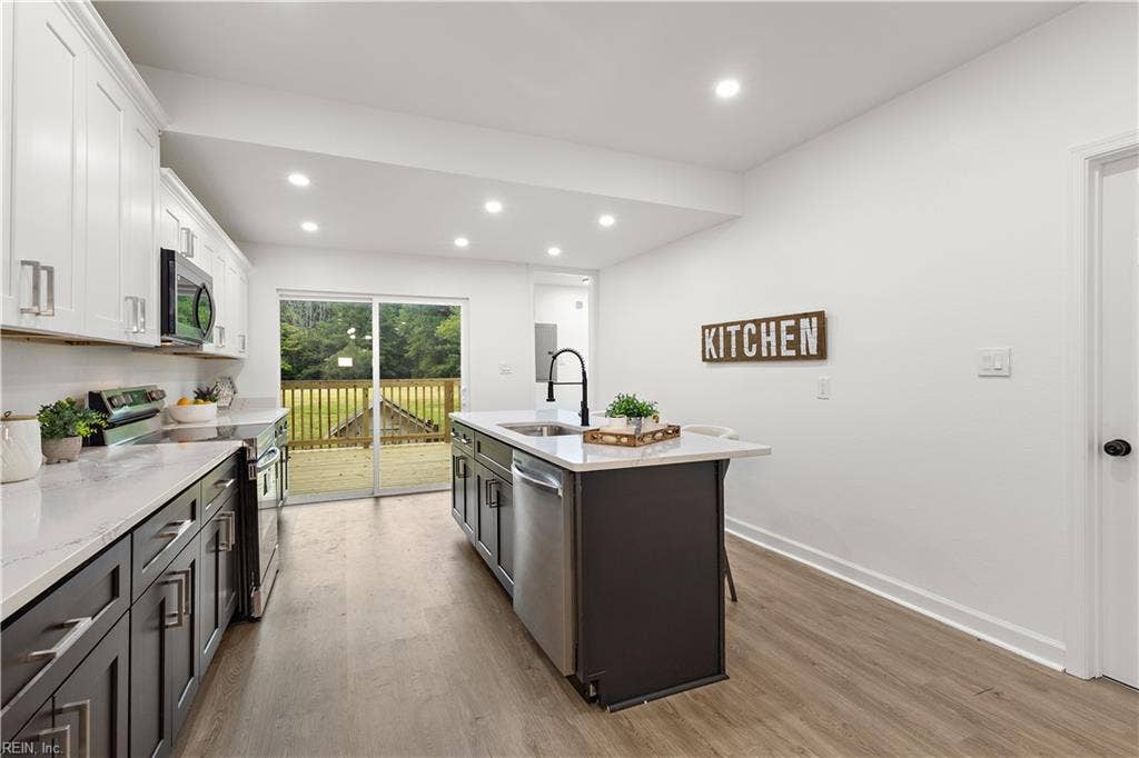 9509 Line Fence Road, Hayes, VA 23072 9509 Line Fence Road, Hayes, VA 23072
