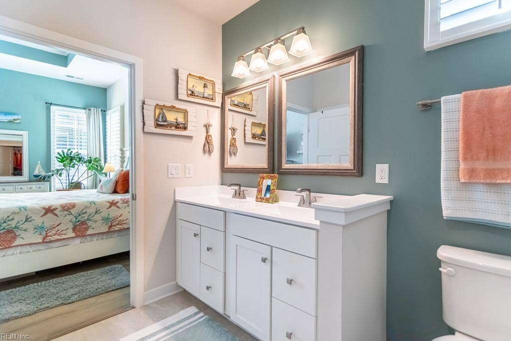 Primary bathroom with plenty of room for 2