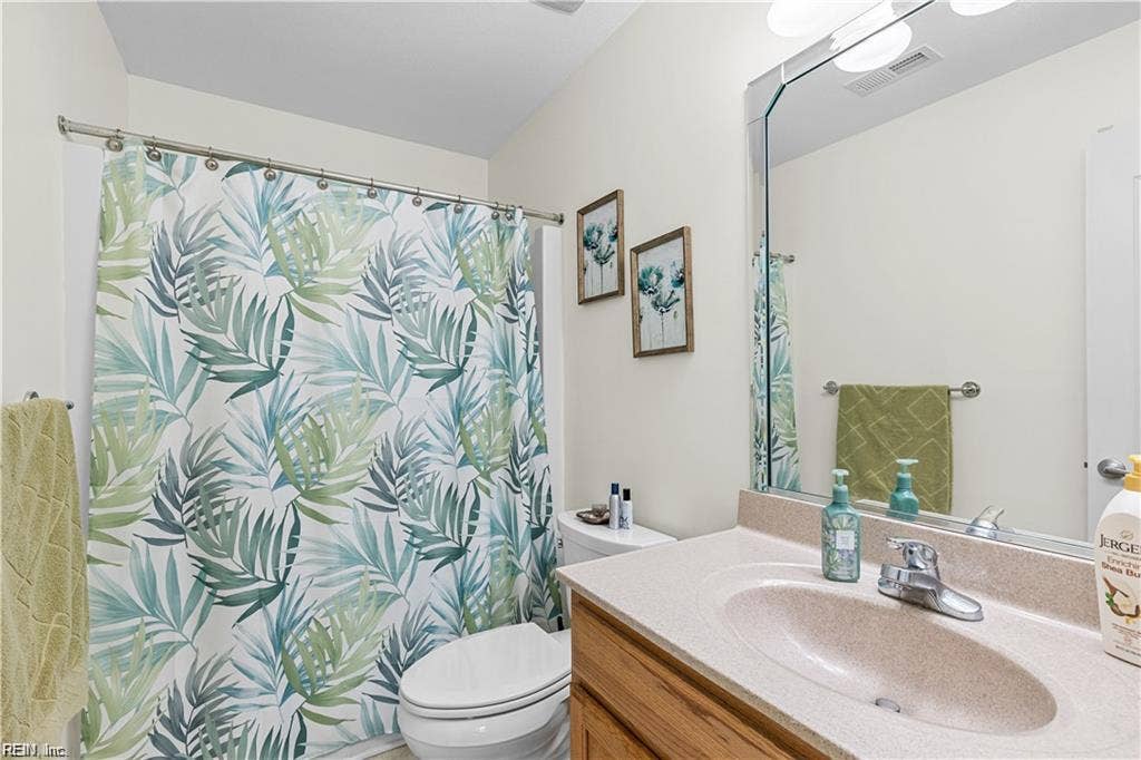 513 Telfyan Drive, Chesapeake, VA 23320 513 Telfyan Drive, Chesapeake, VA 23320