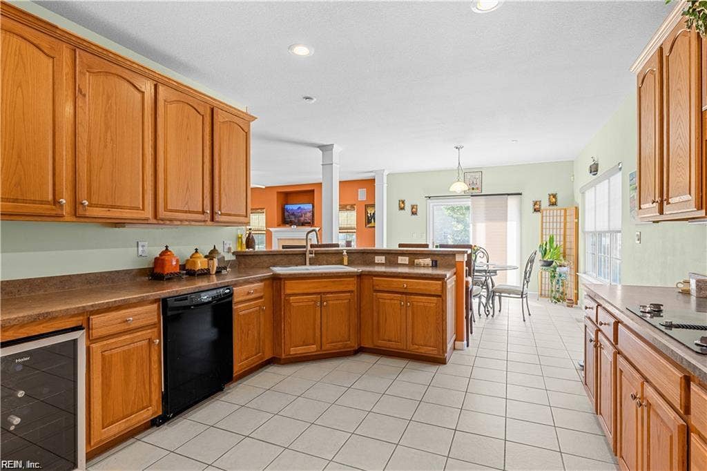 513 Telfyan Drive, Chesapeake, VA 23320 513 Telfyan Drive, Chesapeake, VA 23320