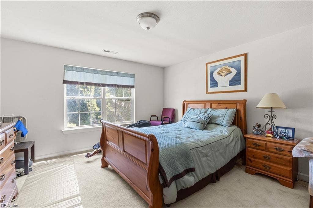 513 Telfyan Drive, Chesapeake, VA 23320 513 Telfyan Drive, Chesapeake, VA 23320