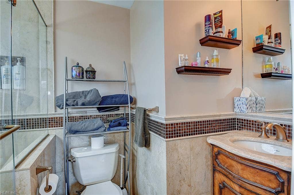 3713 VIRGINIUS Drive, Virginia Beach, VA 23452
