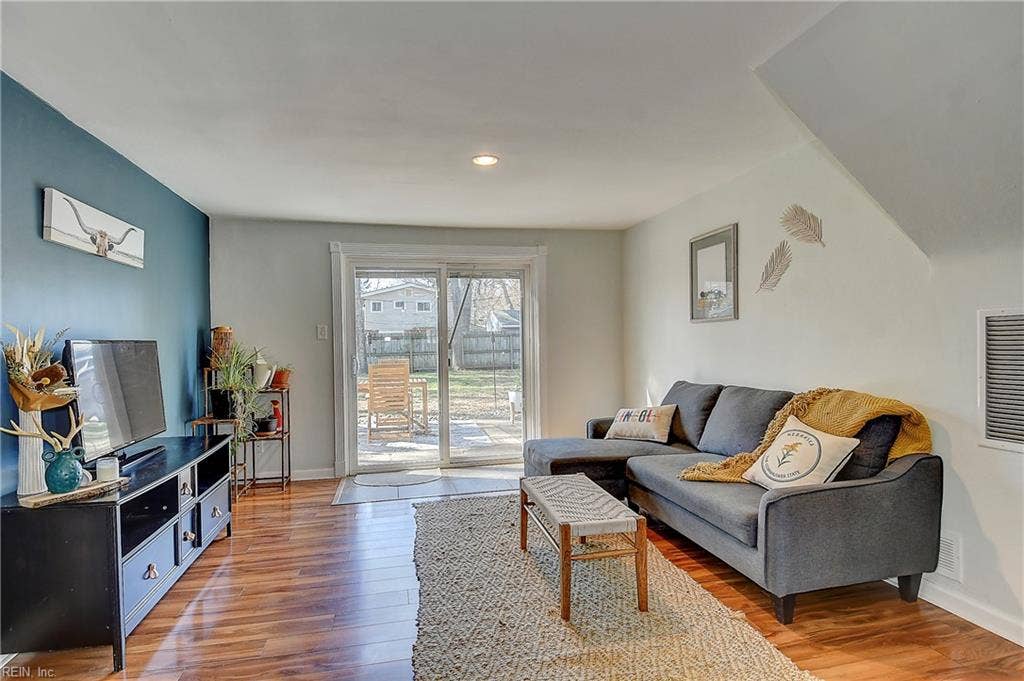 3713 VIRGINIUS Drive, Virginia Beach, VA 23452