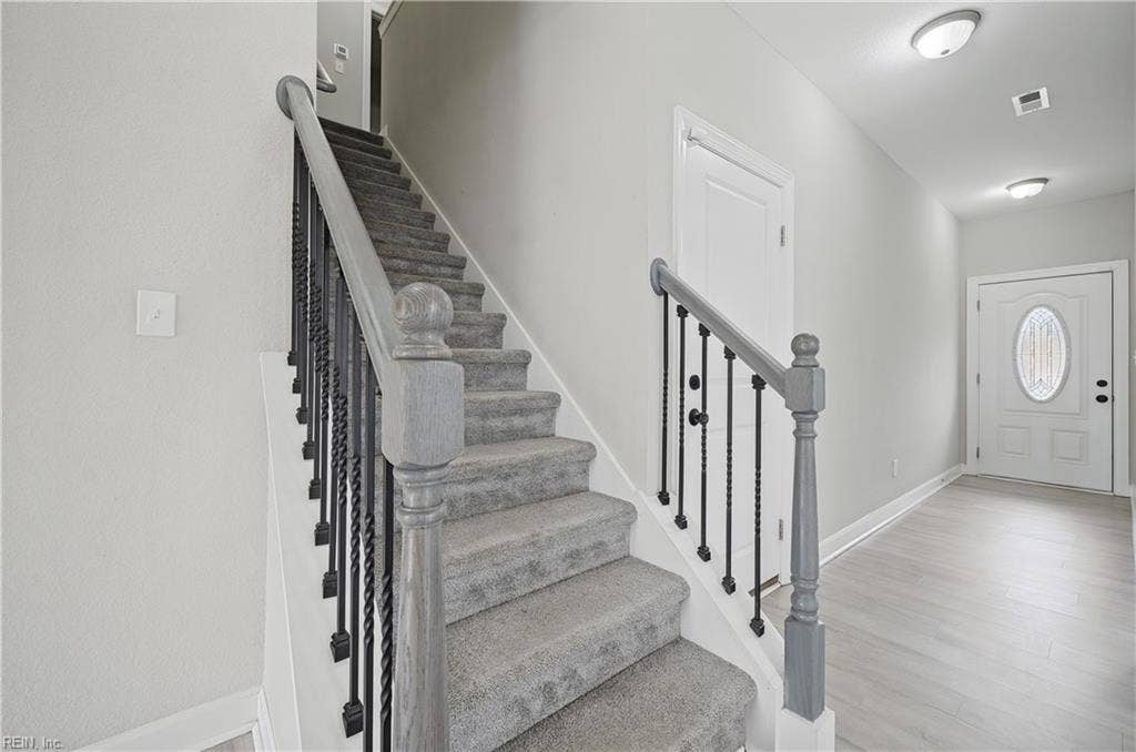 6109 Roanoke Avenue, Newport News, VA 23605 6109 Roanoke Avenue, Newport News, VA 23605