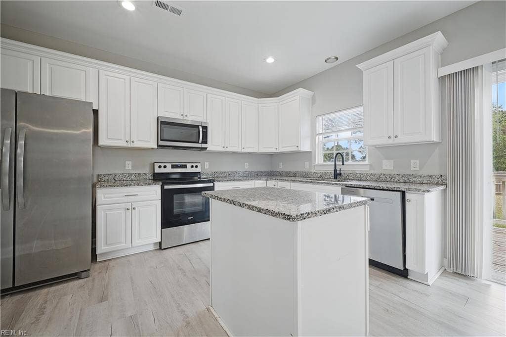 6109 Roanoke Avenue, Newport News, VA 23605 6109 Roanoke Avenue, Newport News, VA 23605