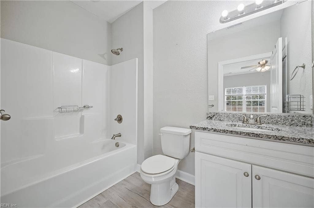 6109 Roanoke Avenue, Newport News, VA 23605 6109 Roanoke Avenue, Newport News, VA 23605
