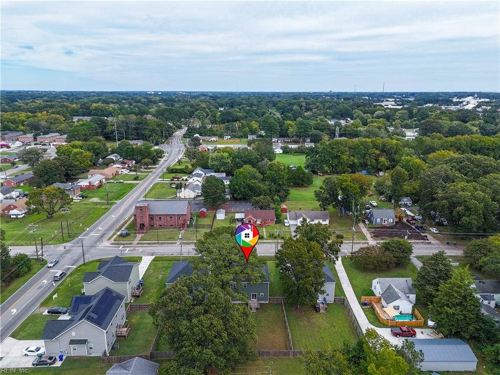 6109 Roanoke Avenue, Newport News, VA 23605 6109 Roanoke Avenue, Newport News, VA 23605