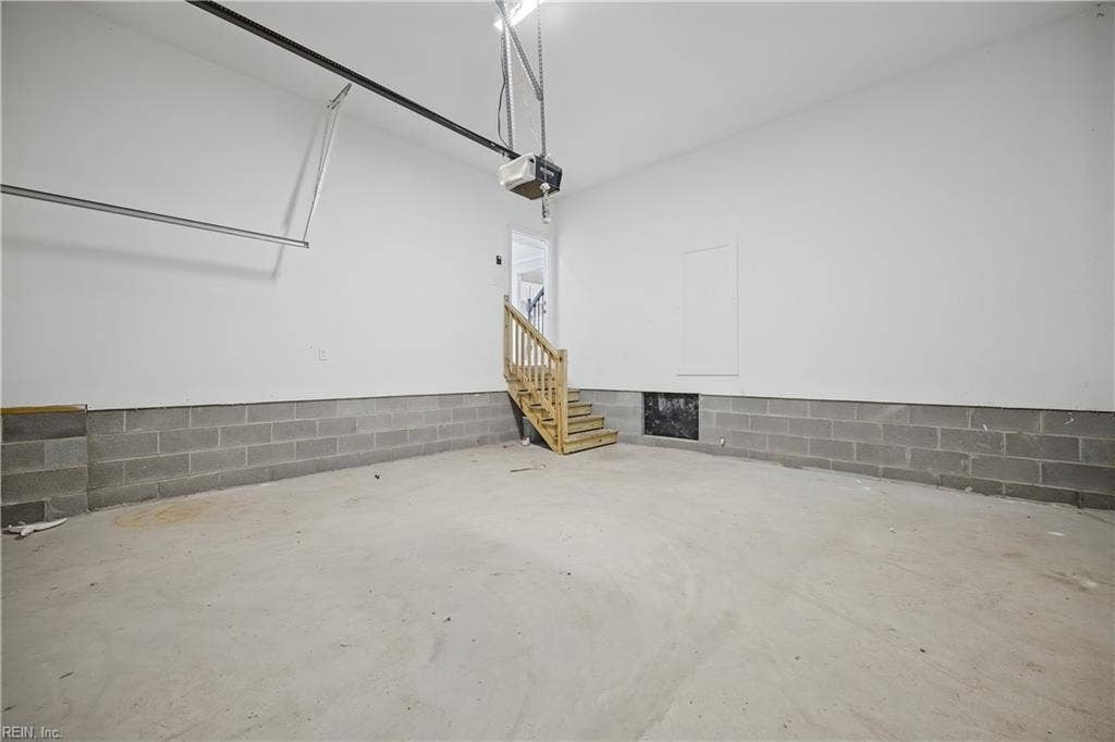6109 Roanoke Avenue, Newport News, VA 23605 6109 Roanoke Avenue, Newport News, VA 23605