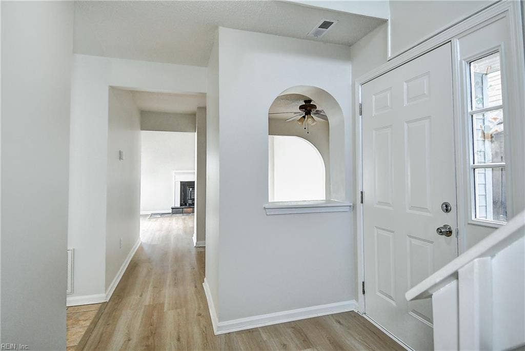 5373 Chatham Lake Drive, Virginia Beach, VA 23464