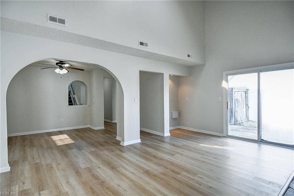 5373 Chatham Lake Drive, Virginia Beach, VA 23464
