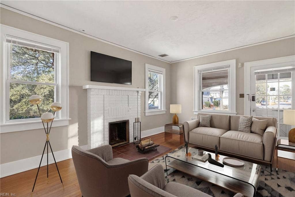 Living room virtually staged