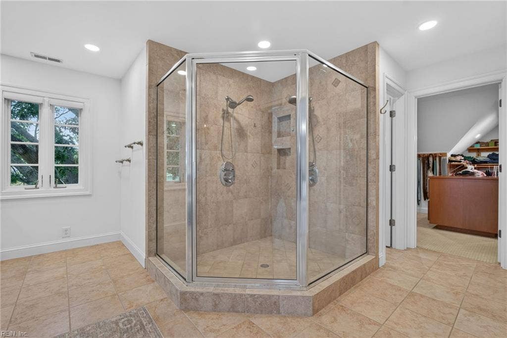8097 Little England Road, Sarah's Creek, Hayes, VA 23072