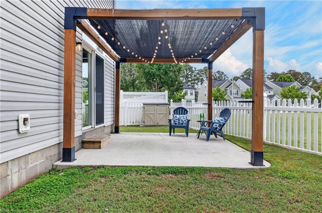 Patio with pergola