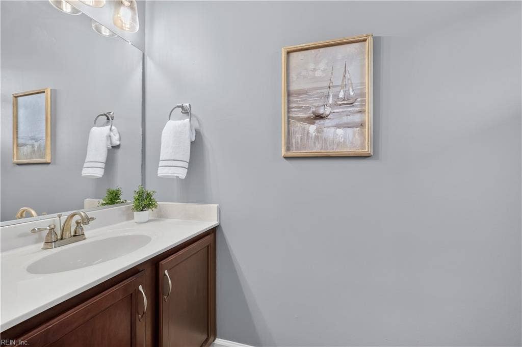 Powder room