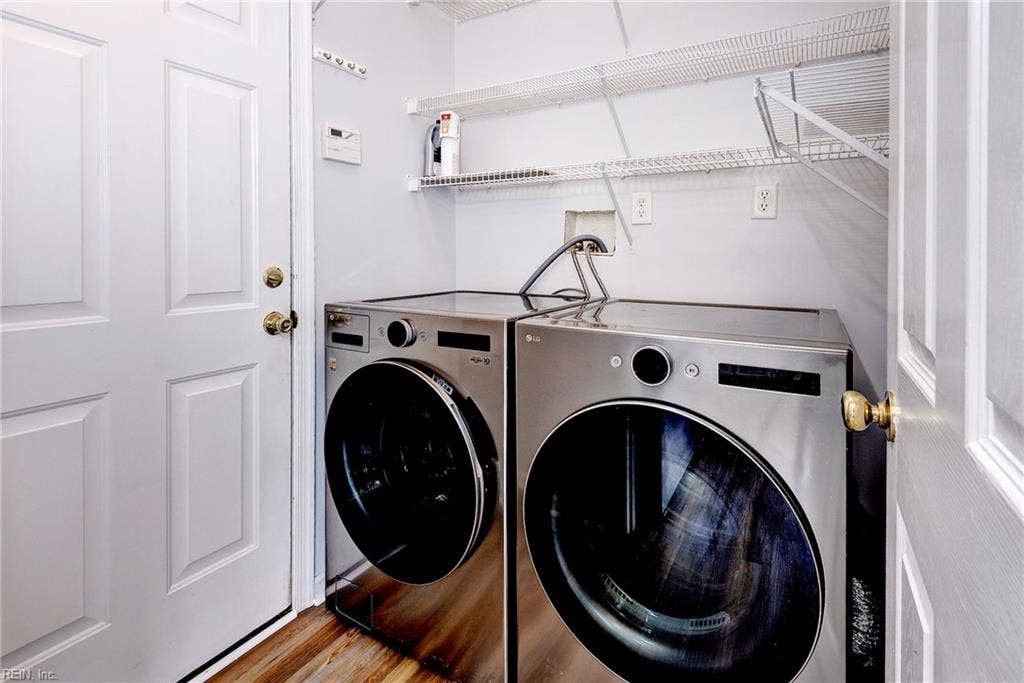 Washer and Dryer convey
