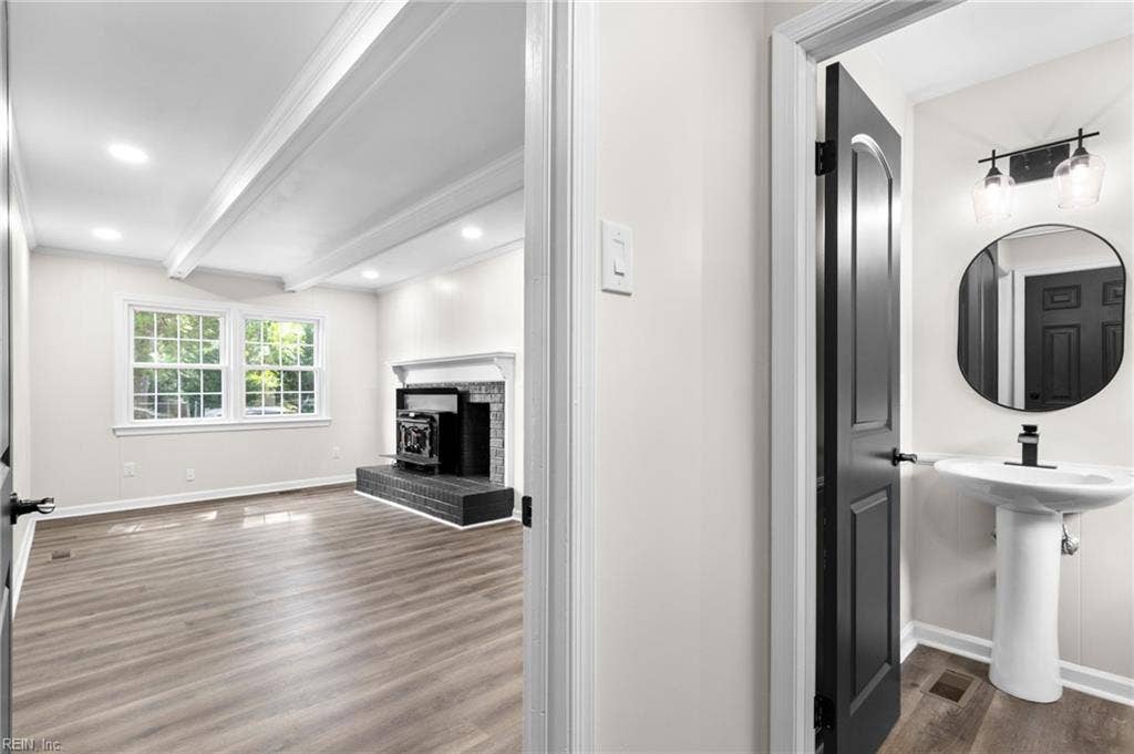717 Prescott Circle, Newport News, VA 23602 717 Prescott Circle, Newport News, VA 23602