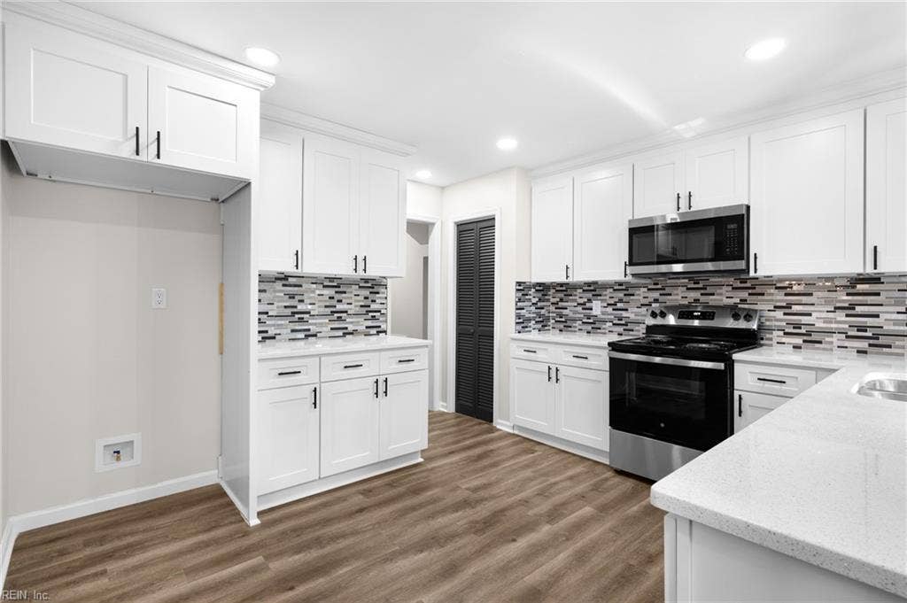 717 Prescott Circle, Newport News, VA 23602 717 Prescott Circle, Newport News, VA 23602