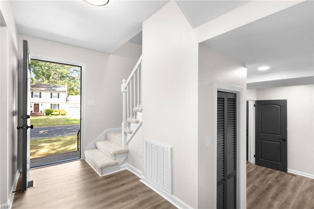 717 Prescott Circle, Newport News, VA 23602 717 Prescott Circle, Newport News, VA 23602
