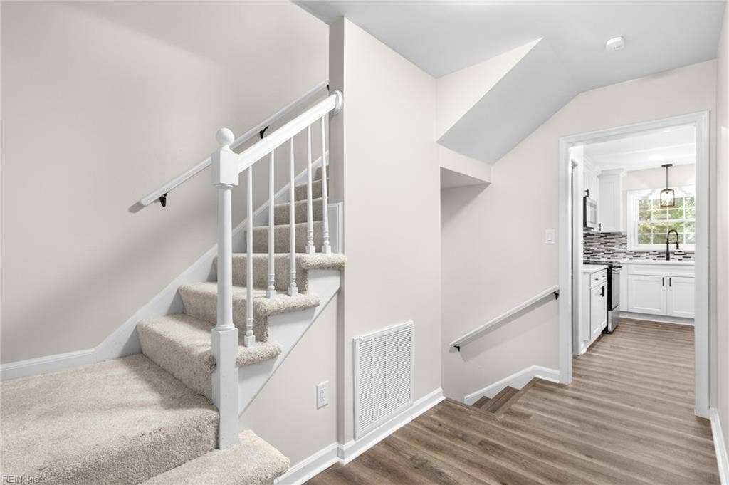 717 Prescott Circle, Newport News, VA 23602 717 Prescott Circle, Newport News, VA 23602
