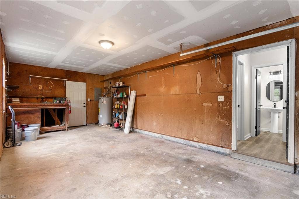 717 Prescott Circle, Newport News, VA 23602 717 Prescott Circle, Newport News, VA 23602