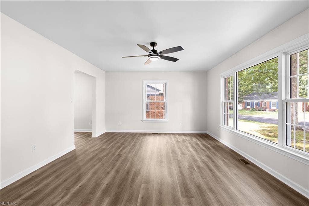 717 Prescott Circle, Newport News, VA 23602 717 Prescott Circle, Newport News, VA 23602