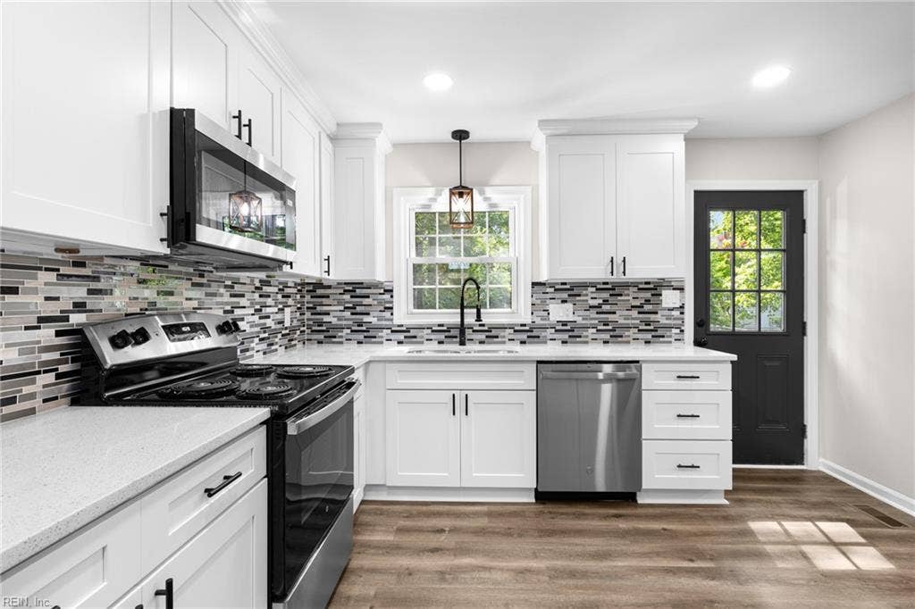 717 Prescott Circle, Newport News, VA 23602 717 Prescott Circle, Newport News, VA 23602