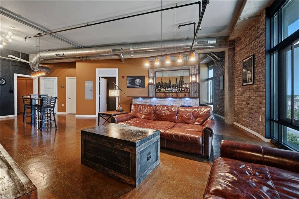 415 Saint Pauls Boulevard, #502, Rotunda, Norfolk, VA 23510