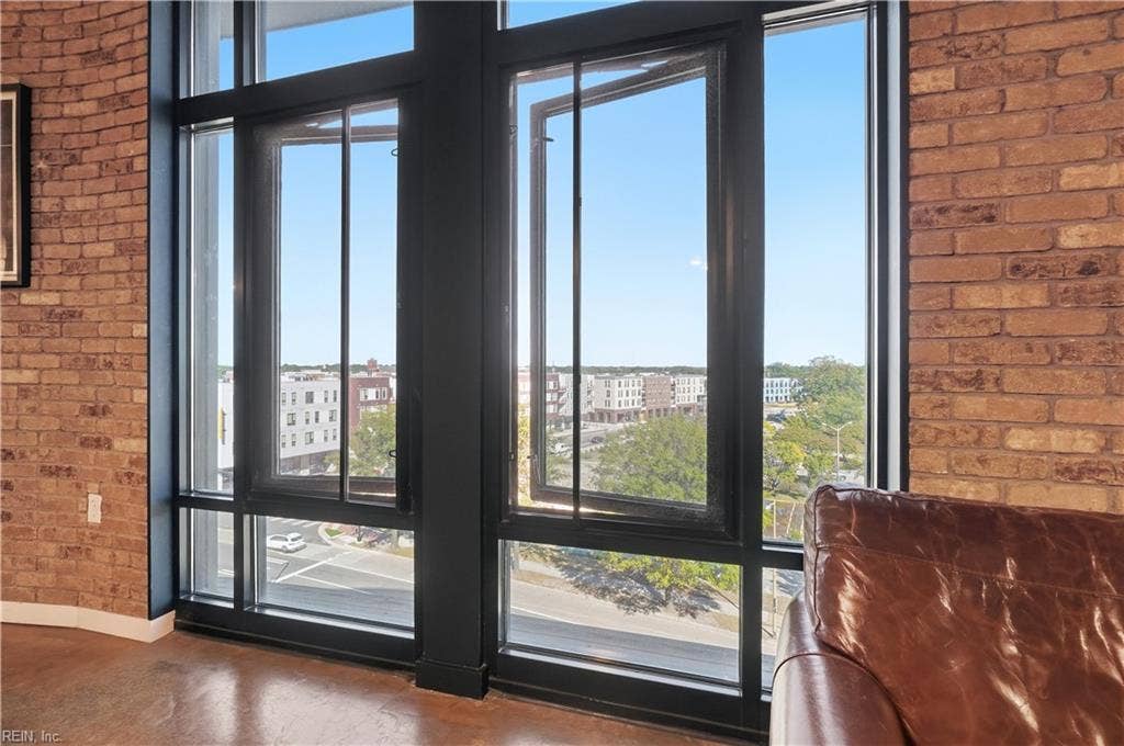 Floor to ceiling Windows that open and close!
