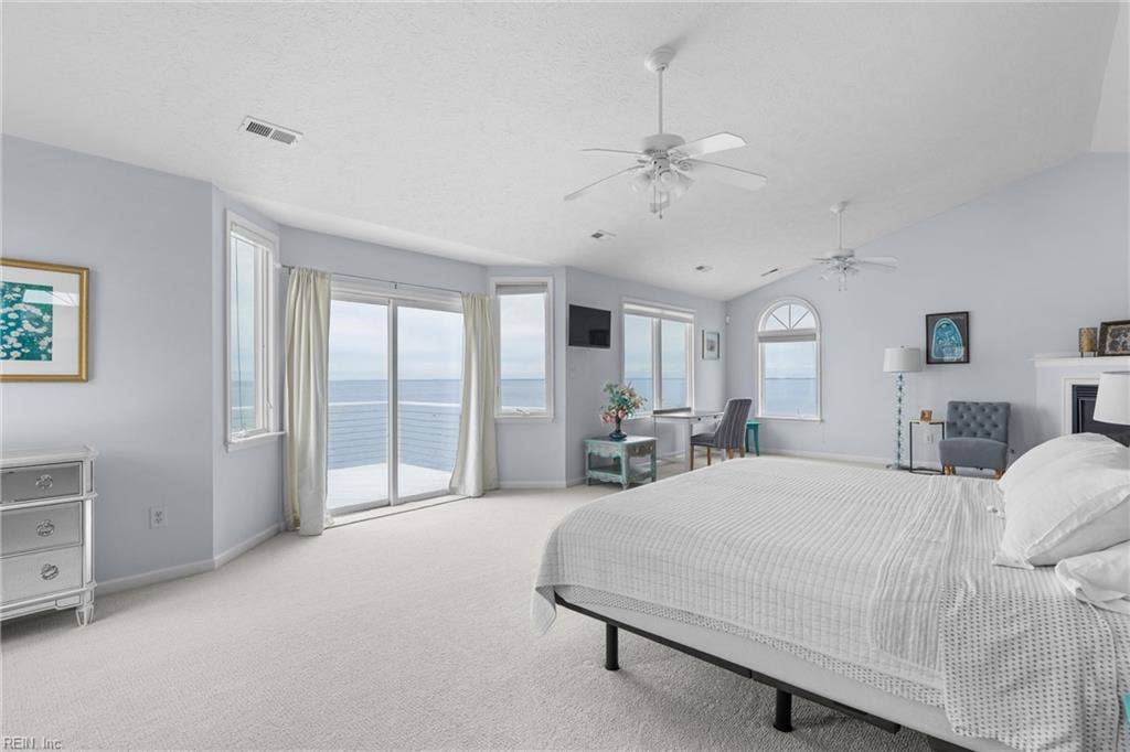 121 Grand View Drive, Hampton, VA 23664