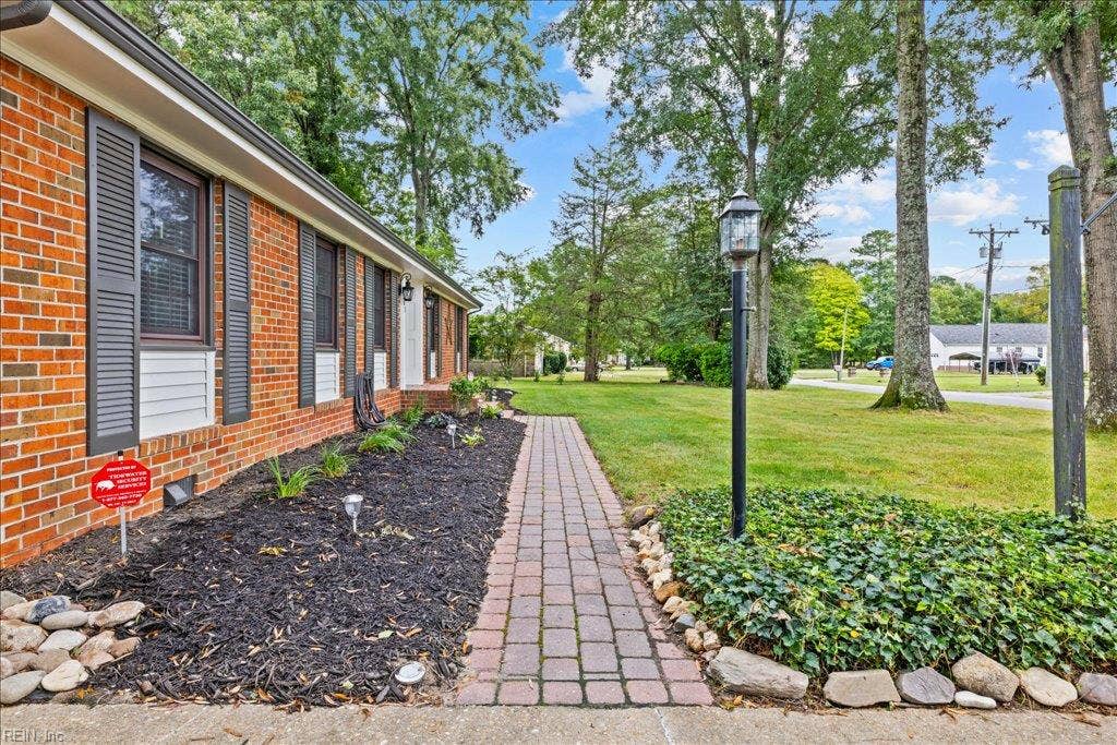 201 Smithfield Boulevard, Smithfield, VA 23430 201 Smithfield Boulevard, Smithfield, VA 23430