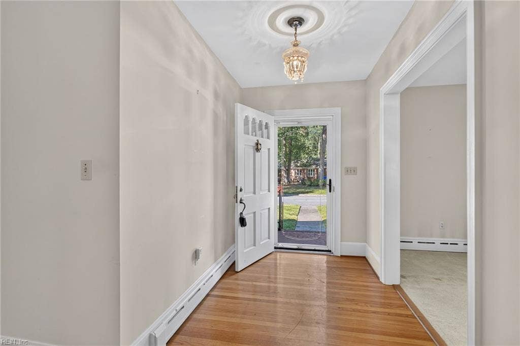 627 Dogwood Lane, Forest Hills, Suffolk, VA 23434 627 Dogwood Lane, Forest Hills, Suffolk, VA 23434