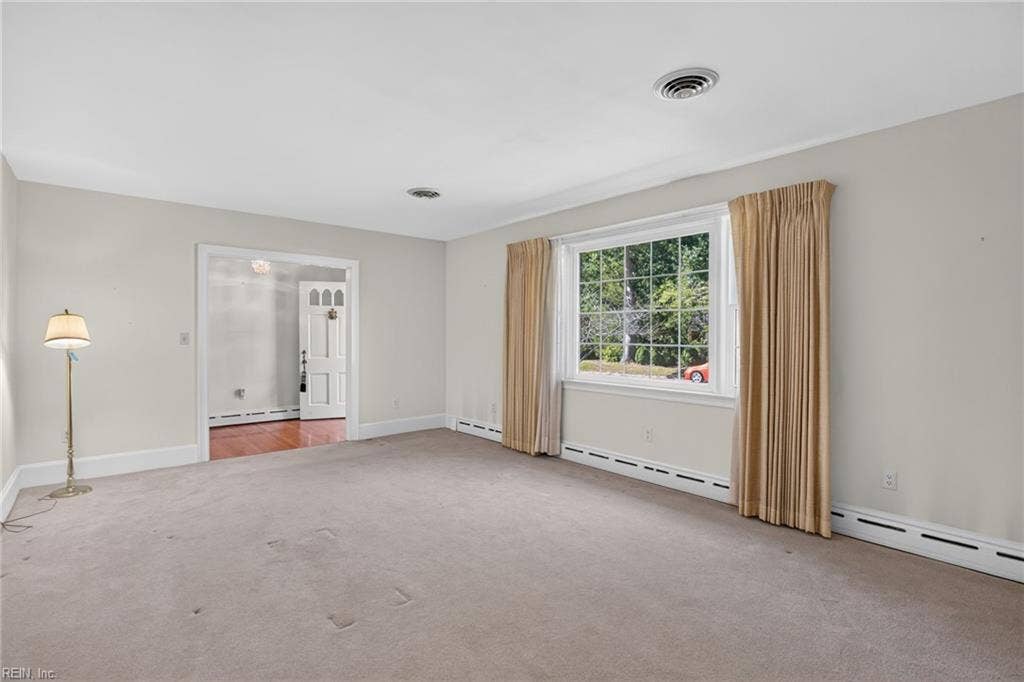 627 Dogwood Lane, Forest Hills, Suffolk, VA 23434 627 Dogwood Lane, Forest Hills, Suffolk, VA 23434